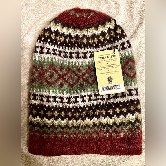 Andes Handmade Knitted Hats, Multi coloed - Picture 3 of 3